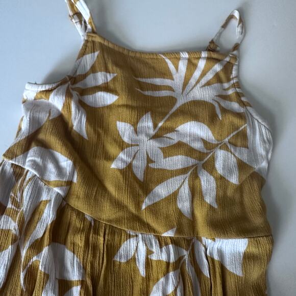 Old Navy Maxi Dress - Picture 4 of 8